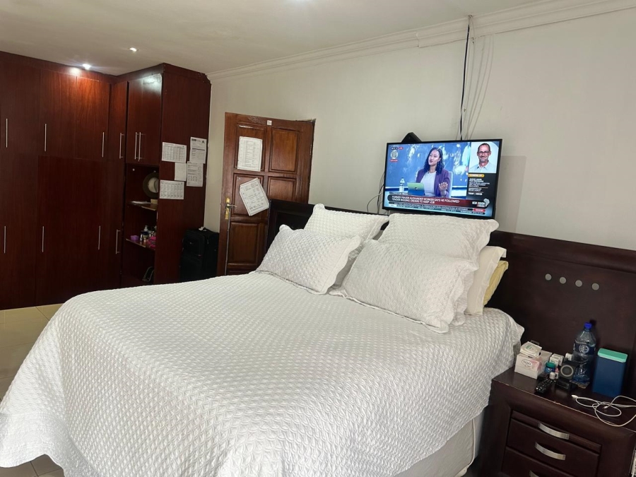 9 Bedroom Property for Sale in Safari Gardens North West